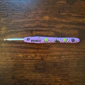 *Glow in the Dark* The Woobles Wibbit the Neptunian Crochet Hook - Never Used